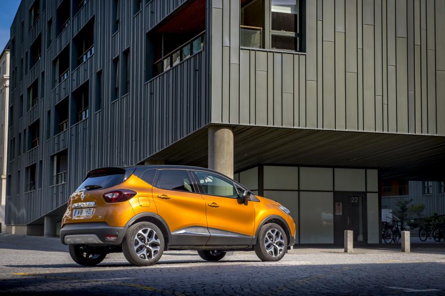  Renault Captur 2017 года  (WW) (фото 61 из 149)